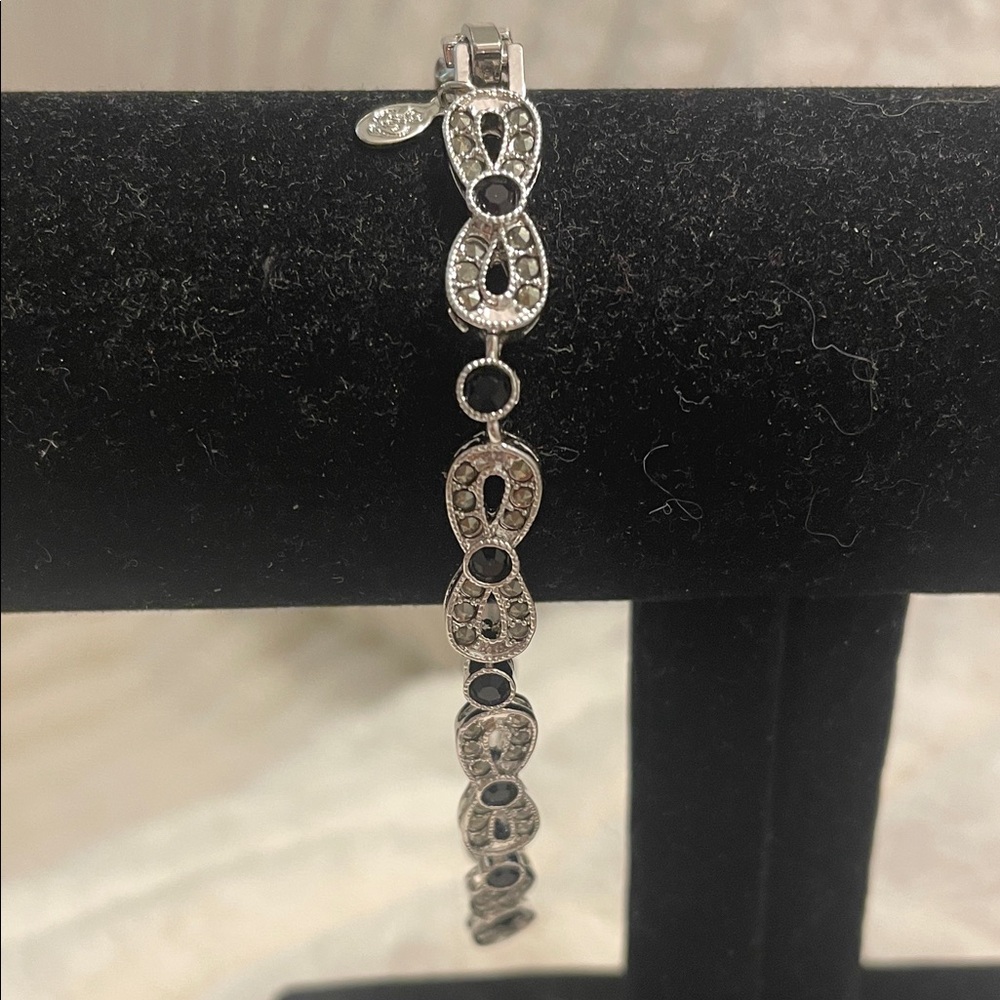 Elegant Silver Bracelet with black and clear rhinestones